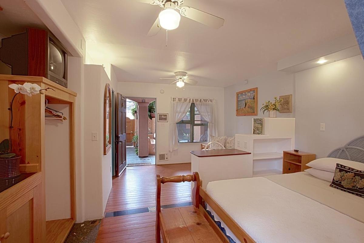 Les Artistes Inn デル・マー 部屋 写真